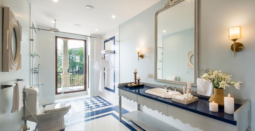 <p>Sacri Borod Hill 5 - Modern bathroom area</p>